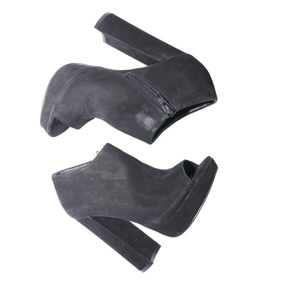Aldo Black Suede Chunky Platform Heeled Ankle Booties, Size 6 - Picture 10 of 10